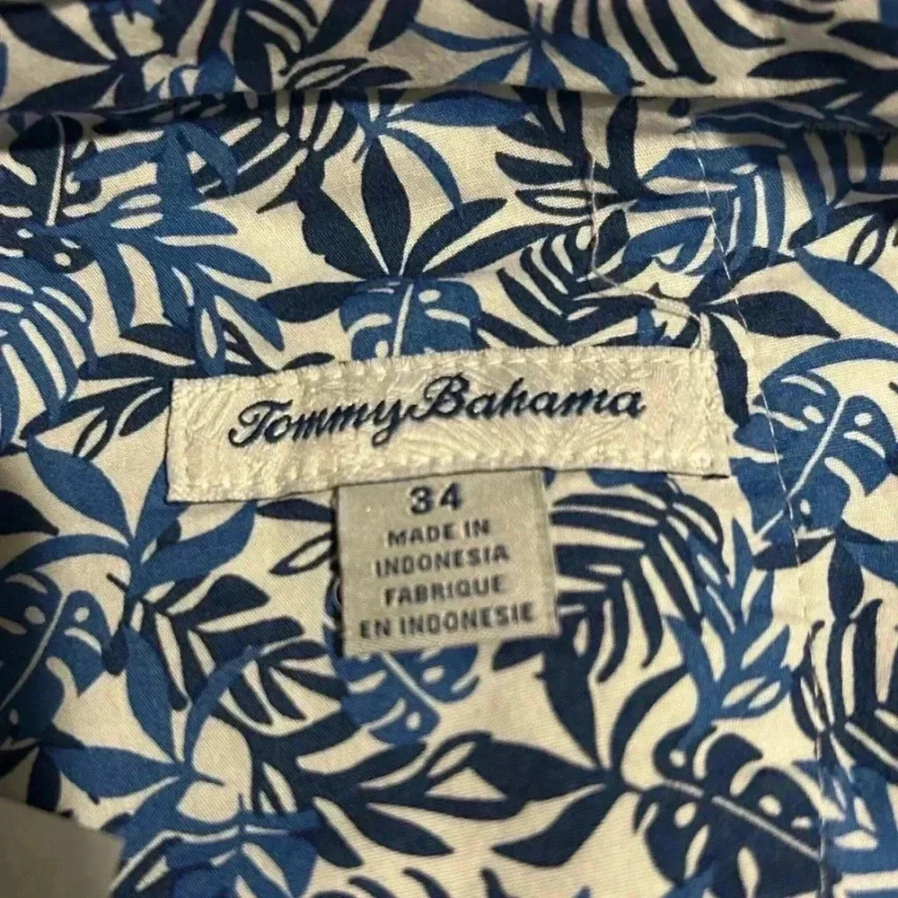 Tommy Bahama Men’s Size 34 10” Coastal Key Cargo Shorts Light Blue NWOT - Picture 2 of 10